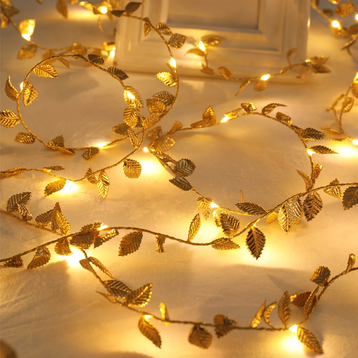 Rope Light Decoration - 20個のLED,50個のLED,100個のLED,金と銀の葉,妖精,バッテリー,人工植物の花輪,結婚式,ホームパーティー用のつるライト