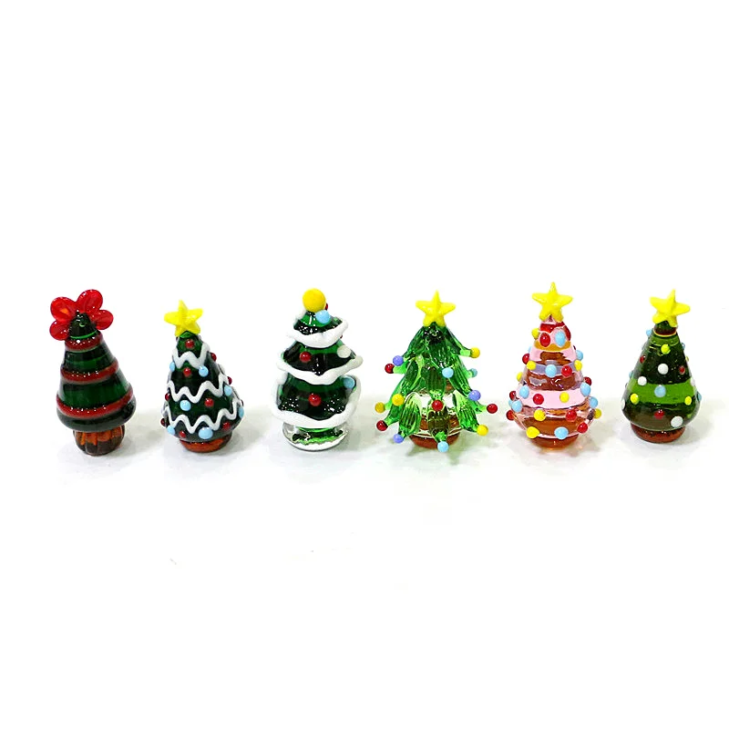 Home Xmas Decor Ideas - カスタムキュートなムラノガラス製クリスマスツリーミニフィギュアオーナメント、小さなクリスマスツリーの置物、家のデスクトップデコレーションアイデア、新年の贈り物