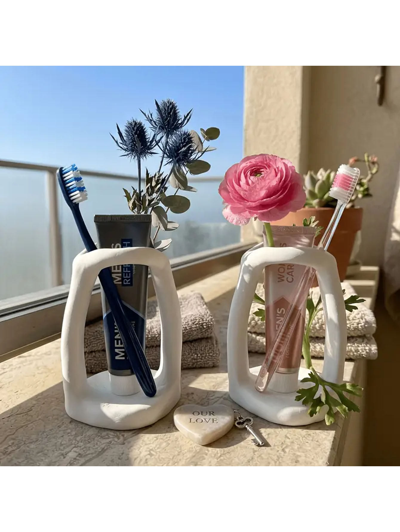 Home Decor Minimalist Style - 北欧スタイルのミニマリスト歯ブラシホルダー - 寝室や家の装飾に、ピュアホワイトの歯ブラシカップホルダー、メイクブラシ収納ラック