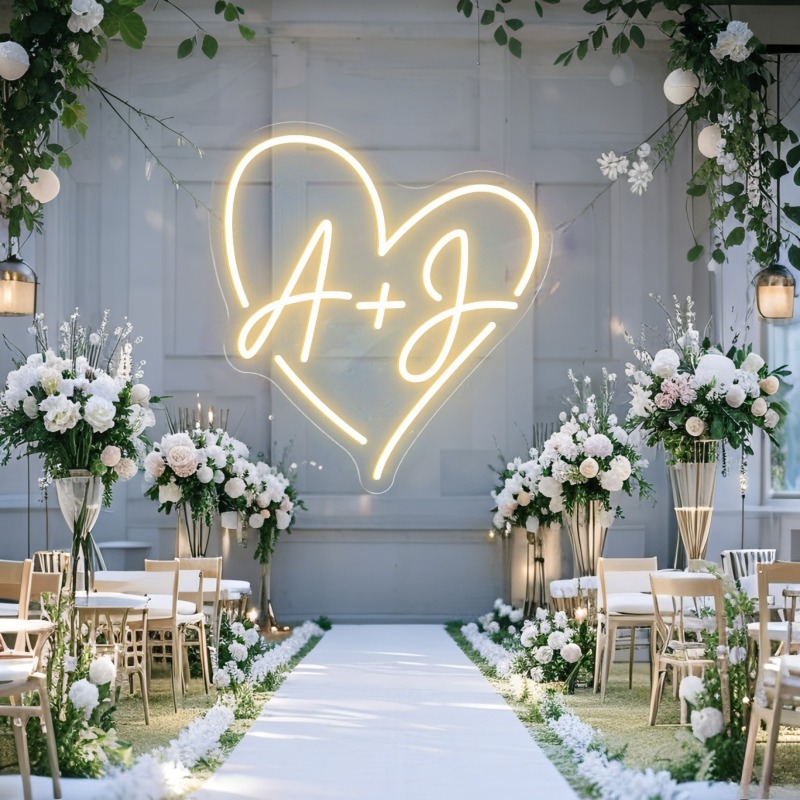 カスタムイニシャルハートLEDネオンサイン、結婚式パーティー - Home Decor For Wedding のレビューと価格