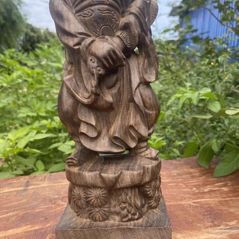 手彫りベトナム木製鍾馗像フィギュア。魔除け、守護、風水オーナ - Home Decor Vietnam のレビューと価格