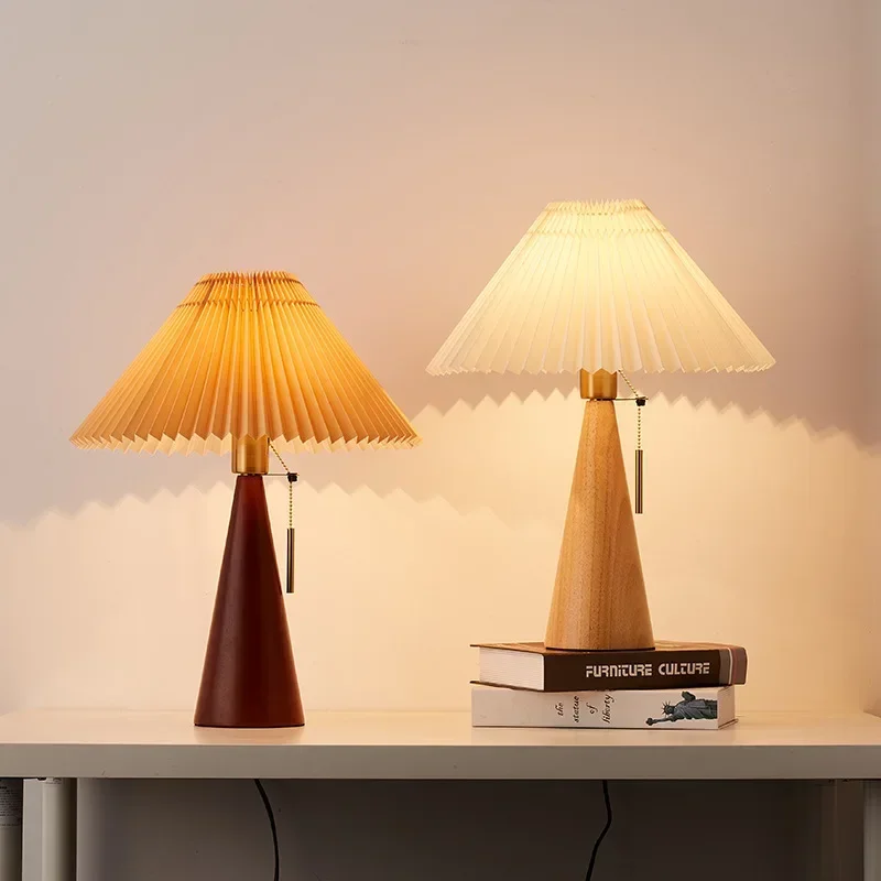 レトロプリーツテーブルランプ北欧無垢材ライト研究読書用寝室の - Home Decor Light のレビューと価格